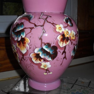 Art Glass Vase, Cased Glass Vase, 7 1/2&quot;, Cream & Rose Pink, Fused flowers, Raised Relief