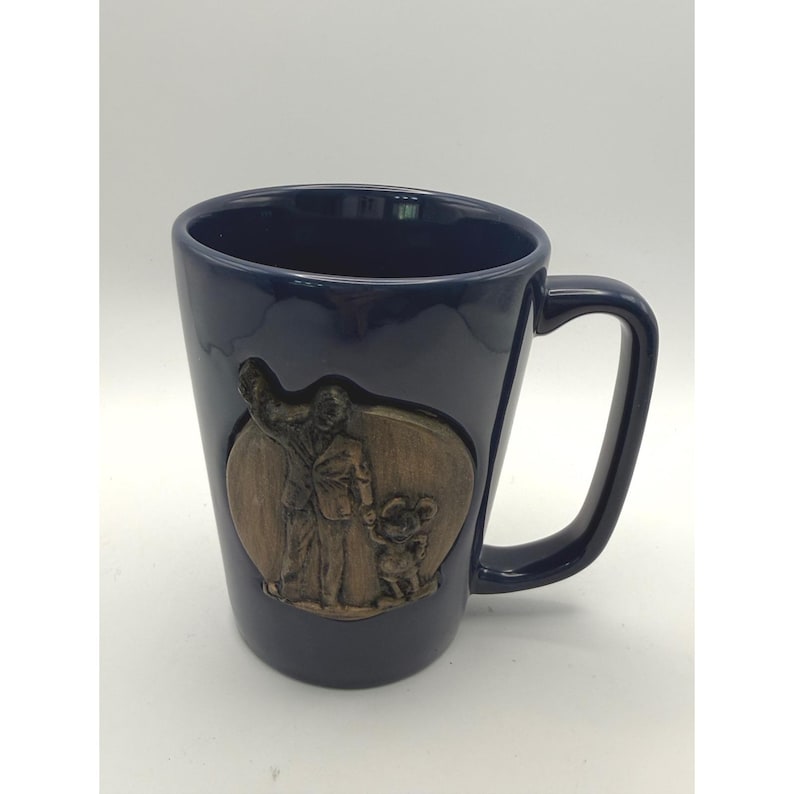 Vtg Disney Parks Partners Statue Walt Disney Mickey Mouse Navy Gold Quote Mug image 1