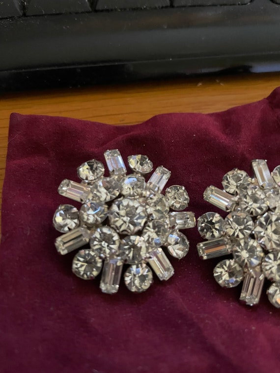 Vintage rhinestone round clip earrings. Baguettes… - image 4