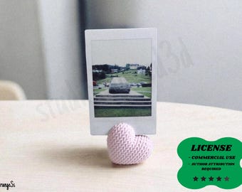 Knitted Heart Photo Stand, Crochet Decor, Desktop Picture - 3D Printing - Blender Modeling - BambuLab - Limited Edition, Only Few Left.