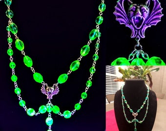 Uranium Glass Vampire Bat - Cat Glowing Yellow/Blue Vintage Vaseline Faceted Fire-Polished Necklace!!!