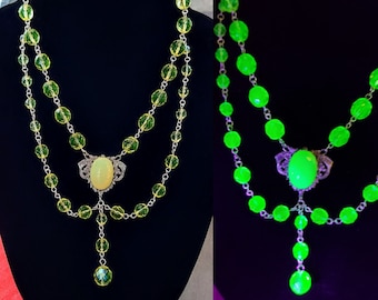 Uranium Glass Glowing Necklace Yellow Vintage Vaseline Faceted Fire-Polished Necklace!!!