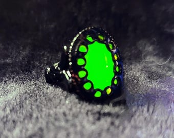 Anello Art Nouveau giallo/nero luminoso in vetro di uranio!!!