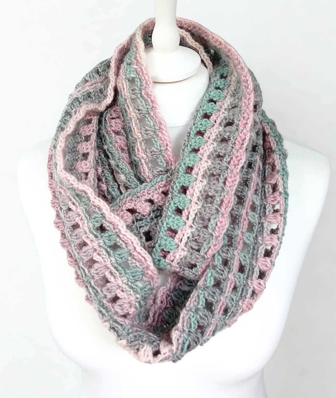 Lacy Crochet Infinity Scarf Pattern | Easy Beginner Cowl (PDF Pattern ...