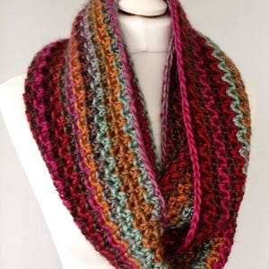 Beginner Crochet Pattern. Be Dazzling Infinity Scarf. Easy Crocheted scarf. Instant PDF Download.