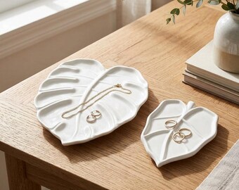 Leaf-Shaped Ceramic Paint Palette | Portable Artist Mixing Tray