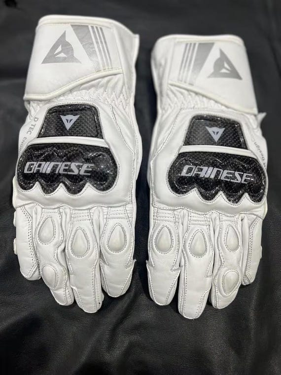 Dainese White Leather Motorcycle Racing Gloves – Carbon Knuckle Protection – Sport Bike Riding