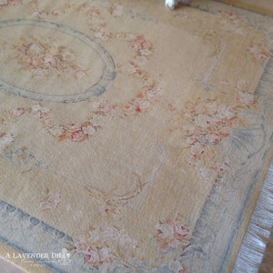 L Versailles Aubusson Fringed Dollhouse Miniature Rug 1:12th scale