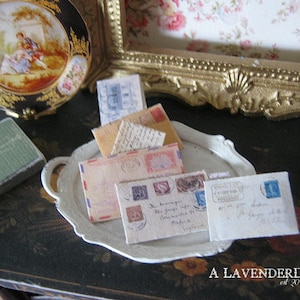 Set di lettere vintage/invecchiate per miniature di case delle bambole in scala 1:12