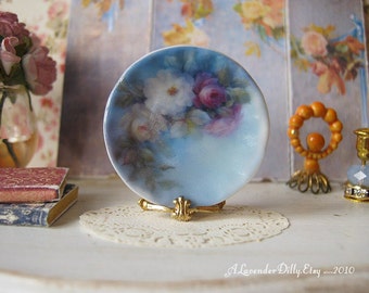 Rose Blue Cabinet Display Plate for Dollhouse Miniatures