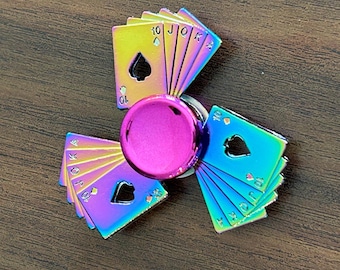 Royal Flush Playing Cards Fidget Spinner - Iridescent Rainbow Metal Poker Toy - Gambling & Magic Fan