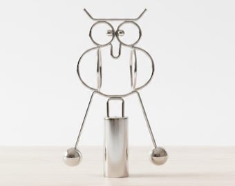 Kinetic Balancing Wise Owl Desk Sculpture - Metal Physics Pendulum - Unique Moving Office Art
