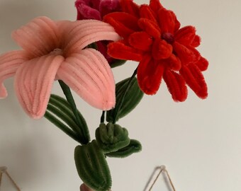 Handmade, custom 3 flower bouquet
