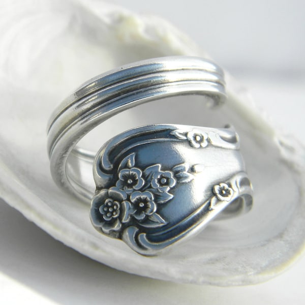 Vintage Spoon Ring, Magnolia / Inspiration 1951 Silverware Jewelry