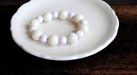 1940s Antique Bead Bracelet, Round Creamy White &… - image 4