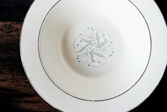 SUMMER SALE 1950 Homer Laughlin China Celeste Dinner Plate Mid Century Vintage Dinnerware Aqua Bead Flowers /& Platinum Trim