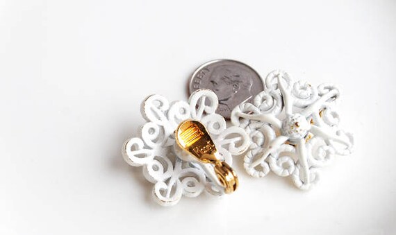 Vintage White & Gold Earrings, Clip On Monet Sign… - image 4