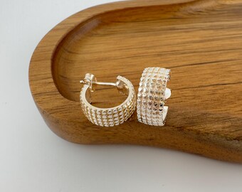 Vintage Italian Sterling Silver Huggie Hoop Earrings 925 Italy Heart Texture Wide Hoops