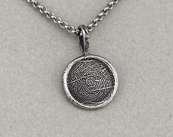Collier rustique avec empreinte digitale, cadeau commémoratif, écriture manuscrite optionnelle au dos, bijou en argent massif avec empreinte digitale tangible, fait main aux États-Unis