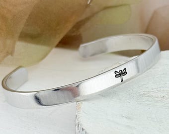 Bracelet manchette libellule, jonc réglable en aluminium, bijoux de transformation, cadeau motivant, bijoux libellule symbole, joie lumière sagesse