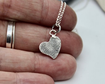 Heart Fingerprint Gift, Thumbprint Heart Charm, Silver Anniversary Gift, Unique Fingerprint Gift, Memorial Gift, Thumbprint Gift, Mourning