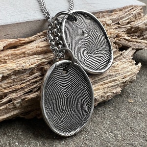 Fingerabdruck-Memorial-Schmuck - personalisierte Fingerabdruck-Halskette - Beileid oder Trauergeschenk - individueller Erbstück-Anhänger