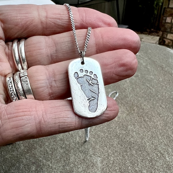 Footprint Charm, Baby footprint charm, gift for Dad, gift for new parent, footprint necklace, Handmade Footprint Necklace, Father’s Day Gift