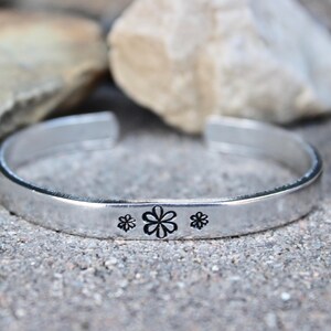 Daisy Bracelet Cuff, Daisy Cuff Bangle, Daisy Cuff, Daisy Flower Jewelry, Daisy Bracelets, Daisy Cuff Bangles Daisy Inspiration Daisies Cuff image 5