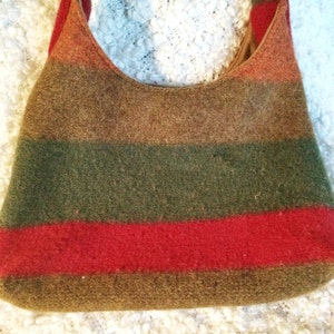 Red green and brown striped shoulder bag image 5