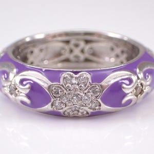 Alianza de boda vintage HIDALGO con esmalte morado - Anillo de eternidad apilable de plata de ley con circonitas cúbicas - Joyería fina para aniversario de bodas