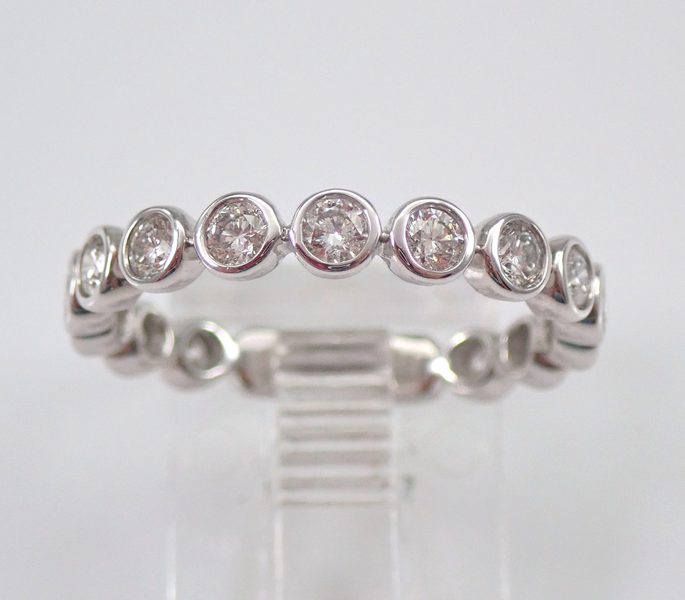 18K White Gold Diamond Eternity Wedding Ring Anniversary Band Stackable