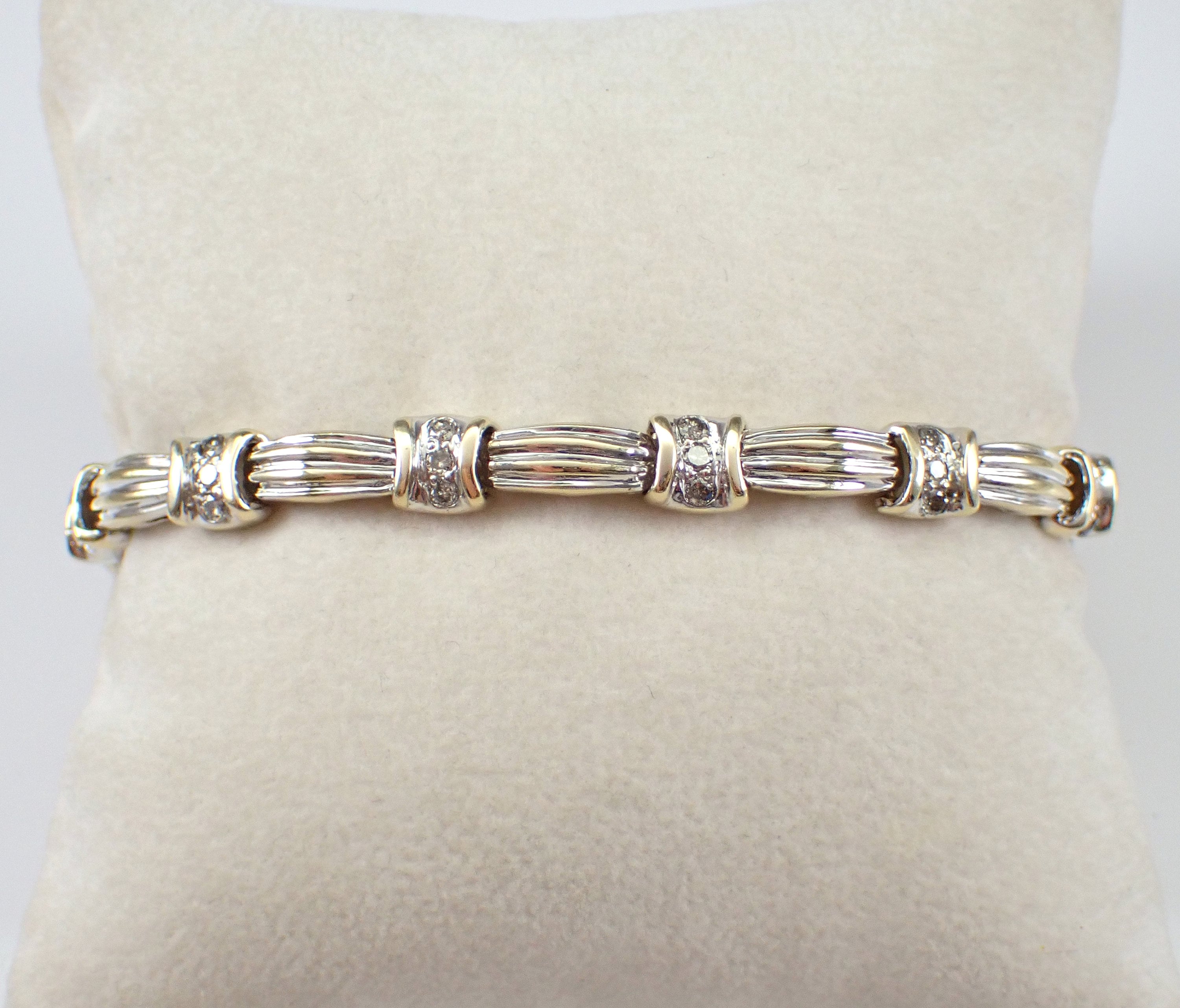 Vintage 1.96 CTW Diamond Tennis Bracelet