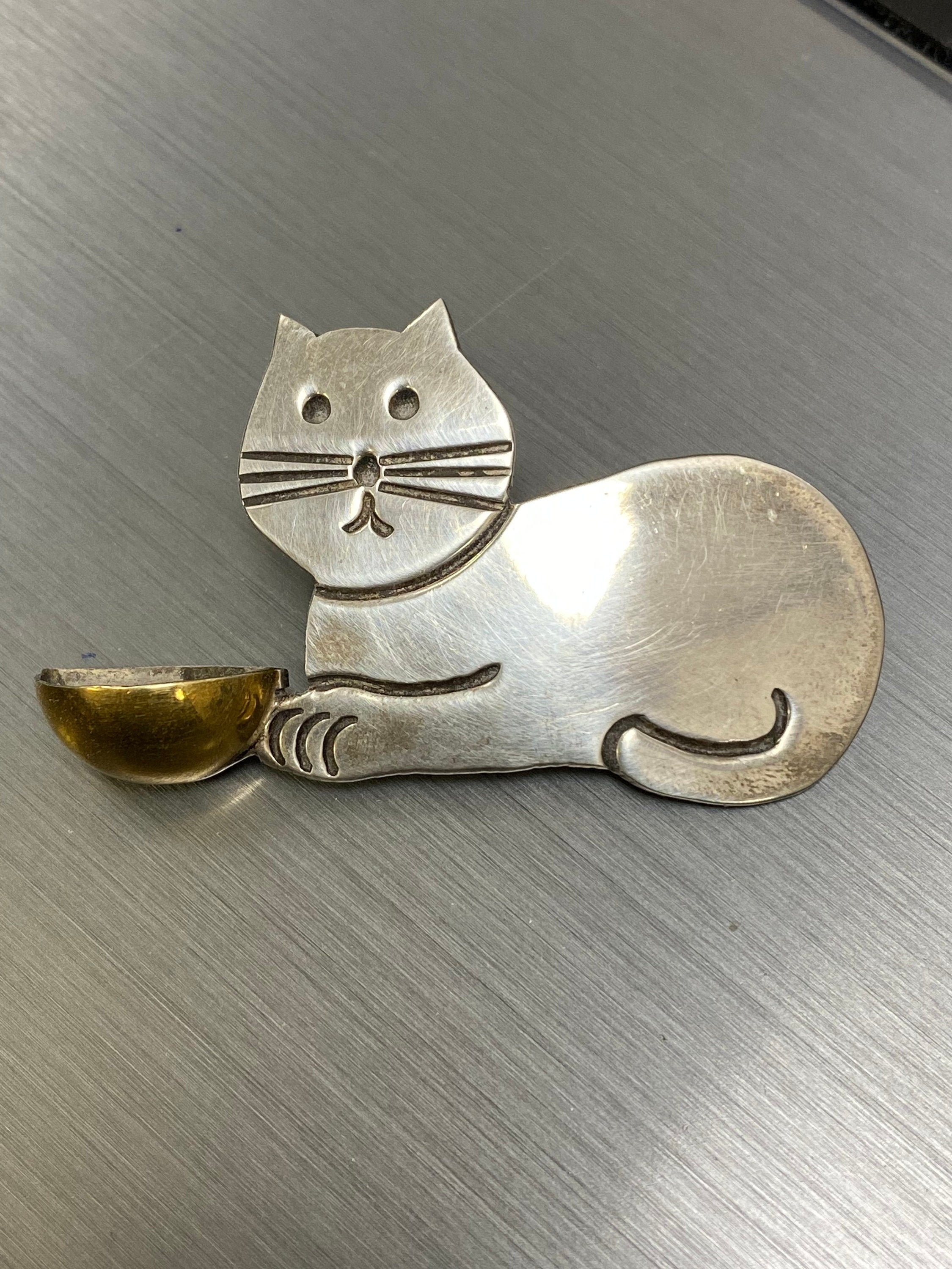Sterling silver cat brooch best sale