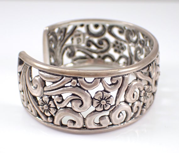 アクセサリー DWELLER BANGLE WIDE STAR 925 SILVER  END DWELLER BANGLE WIDE 925 SILVER by END - nonnative (ノン
