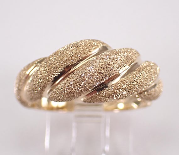 Vintage Estate 14K Yellow Gold Ring: Unique Sandblasted Wedding Anniversary Band