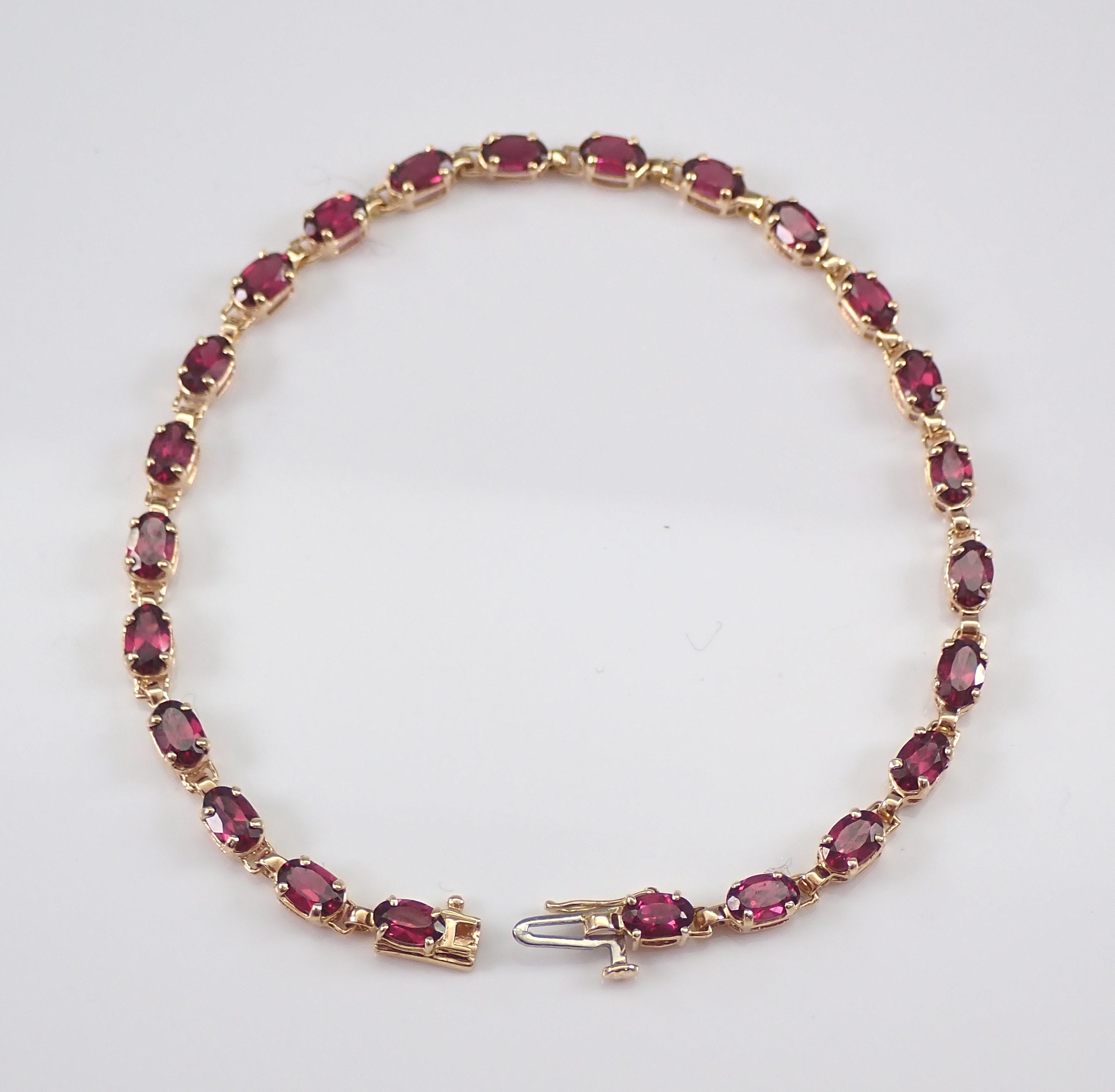 Vintage Estate Yellow Gold Rhodolite Garnet Tennis Bracelet 7