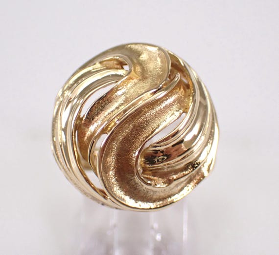 Vintage 18K Yellow Gold Love Knot Ring - Estate Domed Swirl Anniversary Band - Unique Bridal Fine Jewelry Gift
