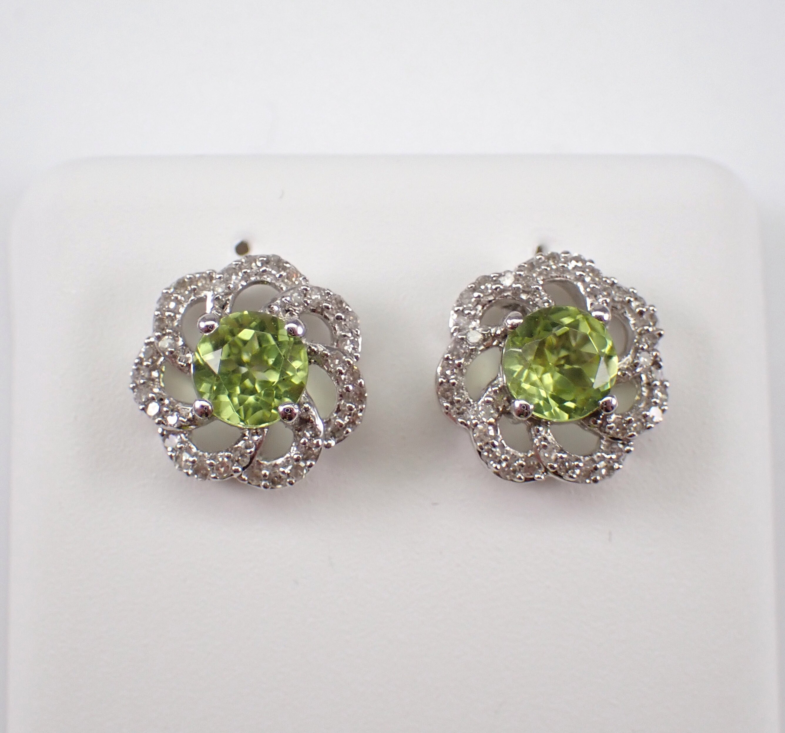 genuine peridot gemstone chalcedony earrings 24k gold vermel on sterling  silver