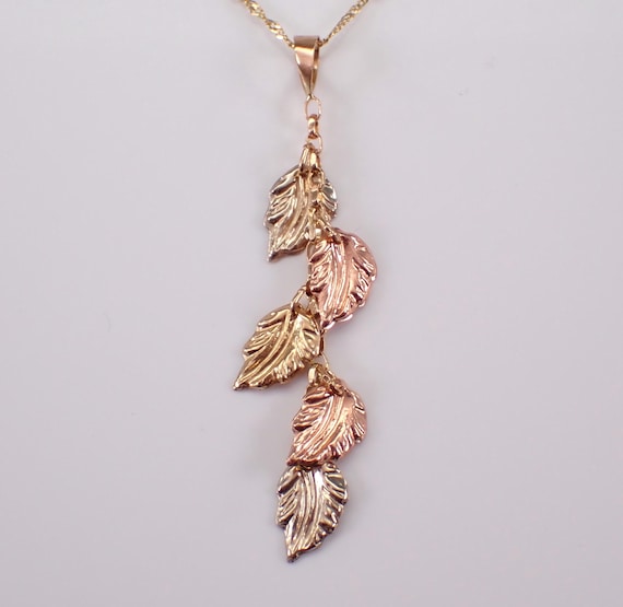 Vintage 14K Yellow Gold Lariat Necklace - Estate Tri Color Choker Charm Chain Pendant - GalaxyGems Leaves Dangle Jewelry Gift