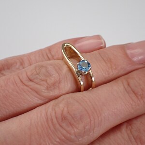 80s Vintage Blue Topaz Pinky Ring - 14K Yellow Gold Solitaire Setting - Unique Gemstone Fine Jewelry Gift image 8