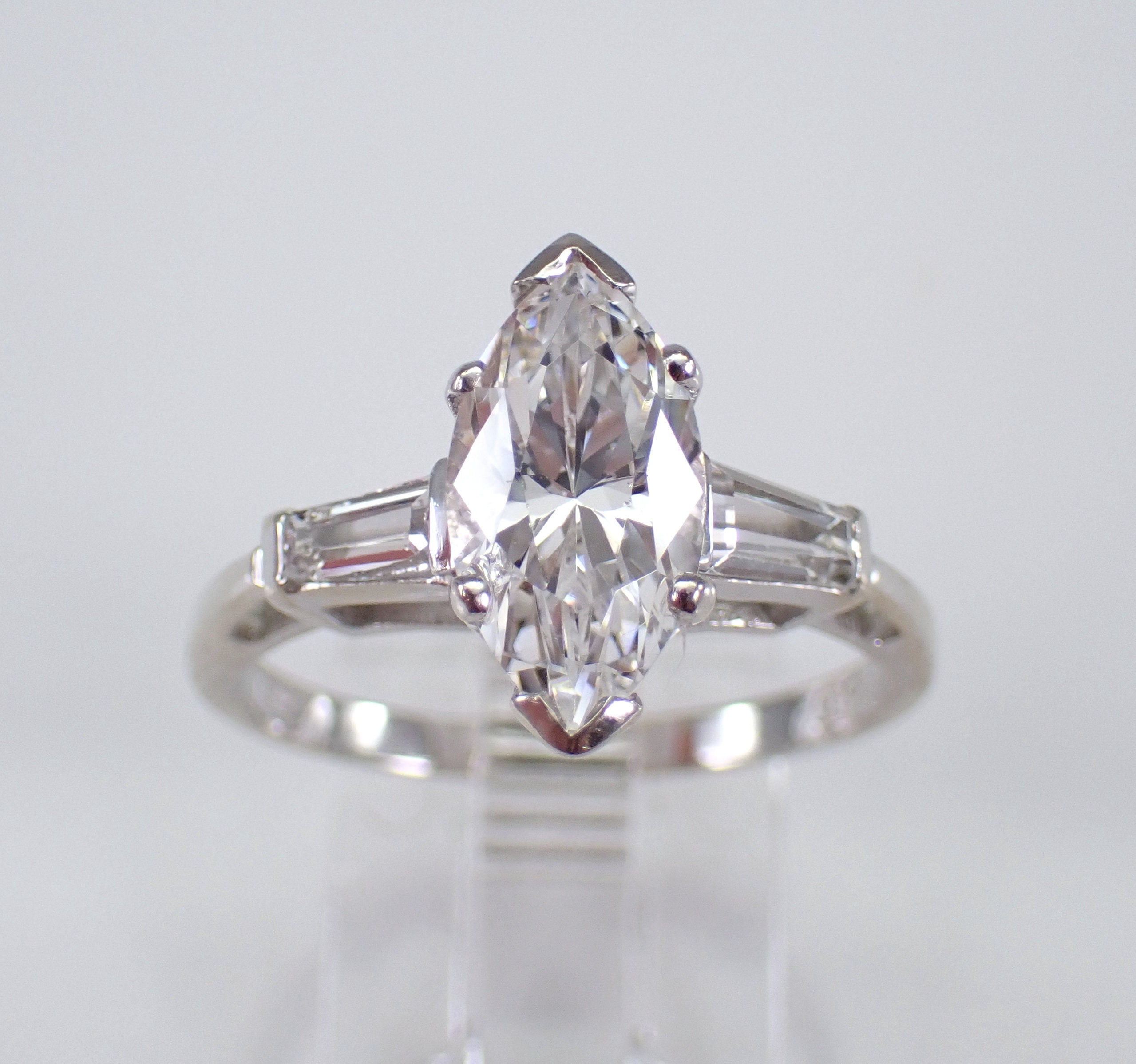 9ct Gold Marquise Cubic Zirconia Dress Ring