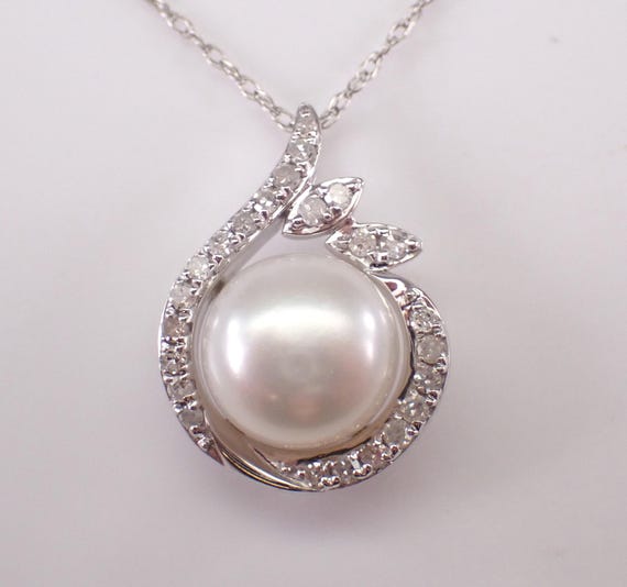 14K White Gold Pearl and Diamond Necklace: Teardrop Charm Pendant and Chain