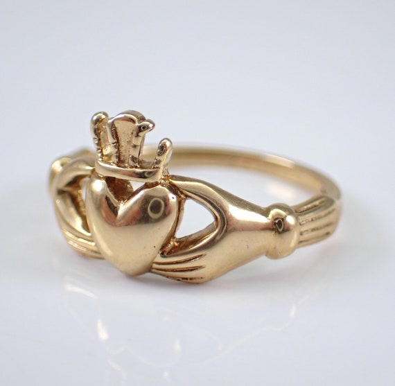 Vintage Yellow Gold Claddagh Ring - Irish Wedding… - image 3