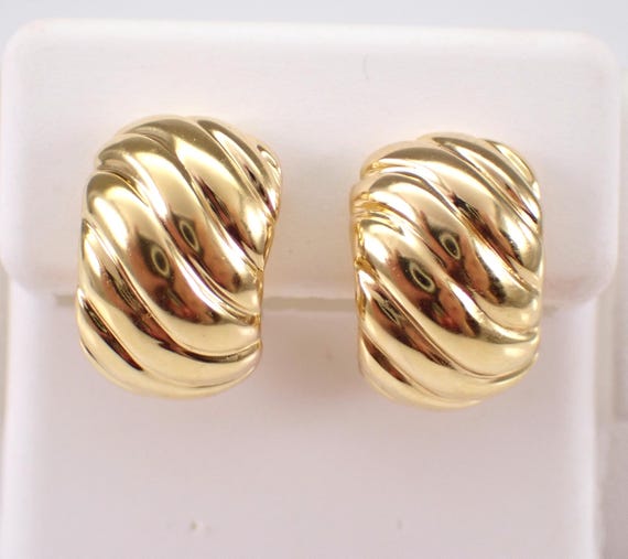 Vintage 18K Yellow Gold Earrings - Ribbed Half Hoop Huggies - Secure Omega Clip Clasps