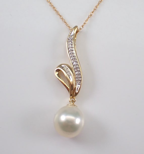 Pearl and Diamond Pendant and Chain - 14K Yellow Gold Dangle Charm Necklace - Dainty June Birthstone Fine Jewelry Gift