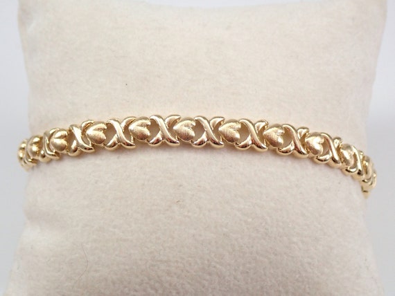 Vintage 14K Yellow Gold Heart and Kisses Bracelet - Simple Everyday Layering Estate Jewelry