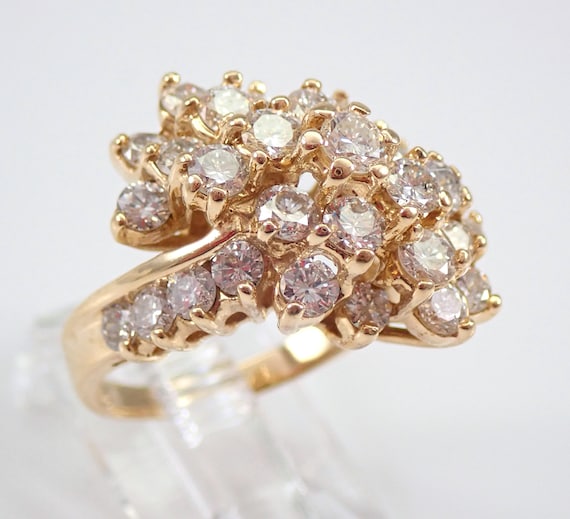 Vintage Diamond Cluster Ring Solid 14K Yellow Gol… - image 2