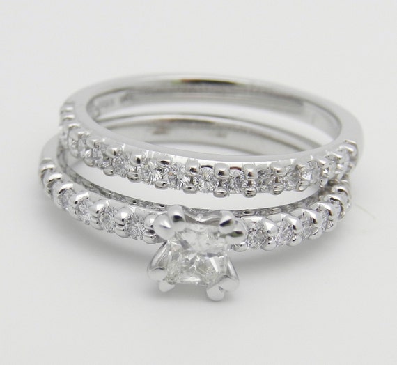 18K White Gold Diamond Engagement Ring - Stackable Wedding Anniversary Band - Dainty Bridal Fine Jewelry Gift