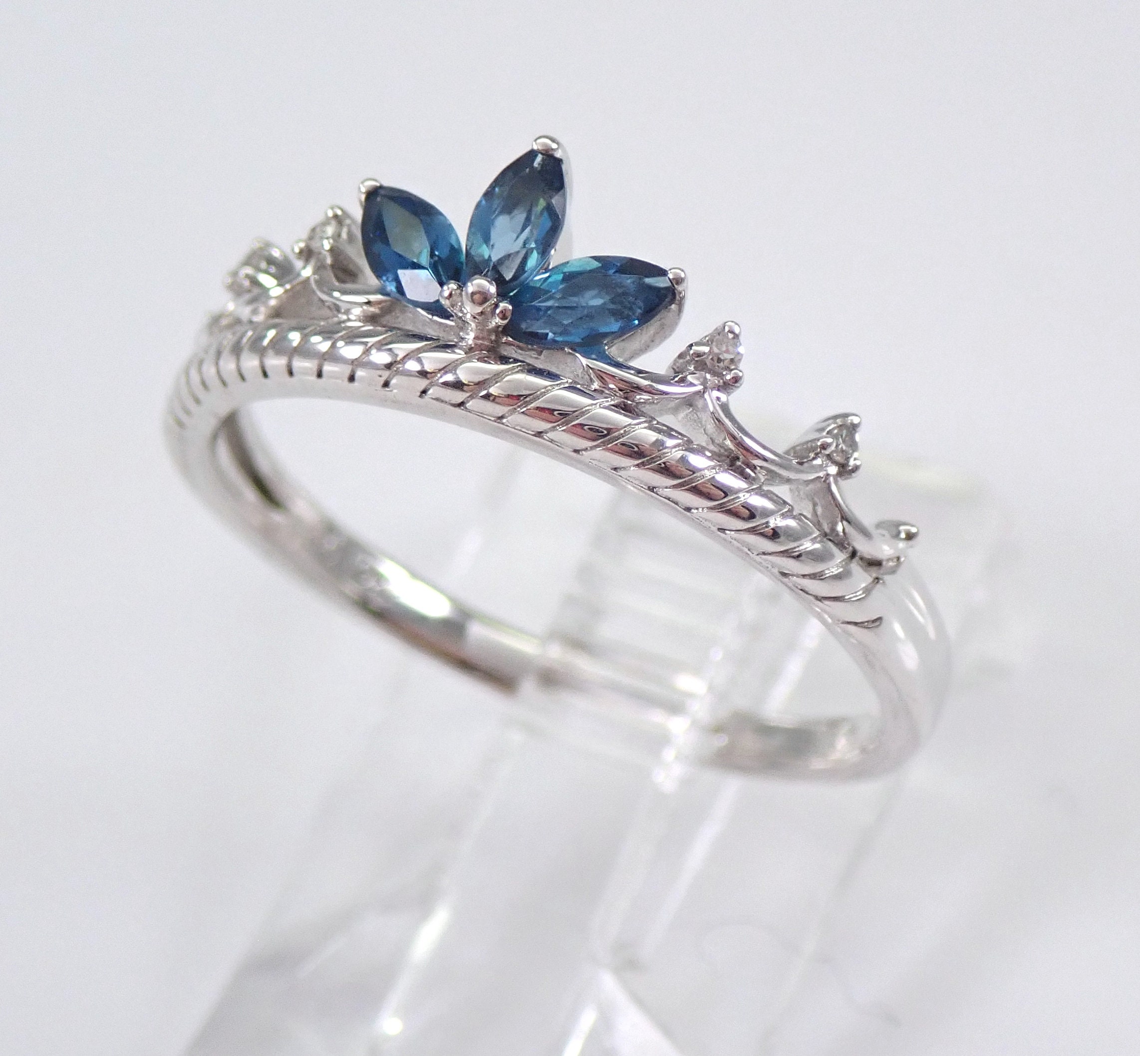 London Blue Topaz and Diamond Crown Ring White Gold Chevron Ring Size 7 ...