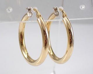 Orecchini A Cerchio Intrecciati Placcati Oro 14K – Leggeri E Di Tendenza Per Donne Moderne